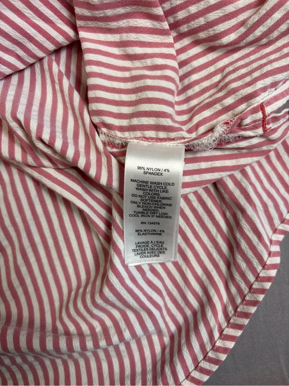 Stunning Vineyard Vines Pink and White Striped Top Pink Savannah Popover Size XS - Picture 8 of 11